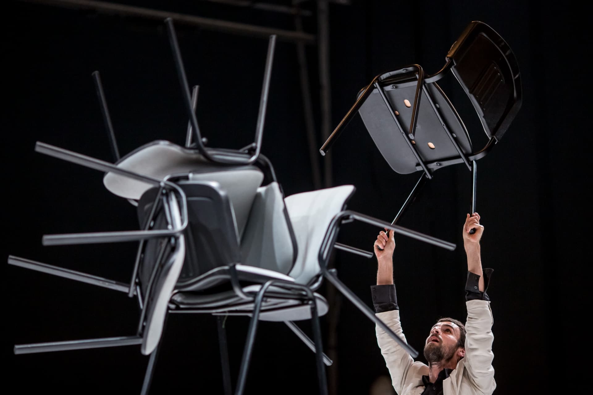 PLI — dox, Praha